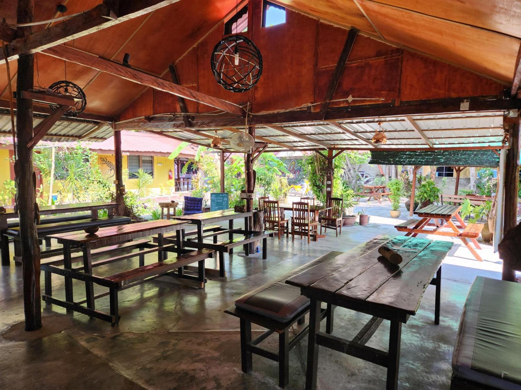 Gecko Guesthouse 판타이체낭 외부 사진