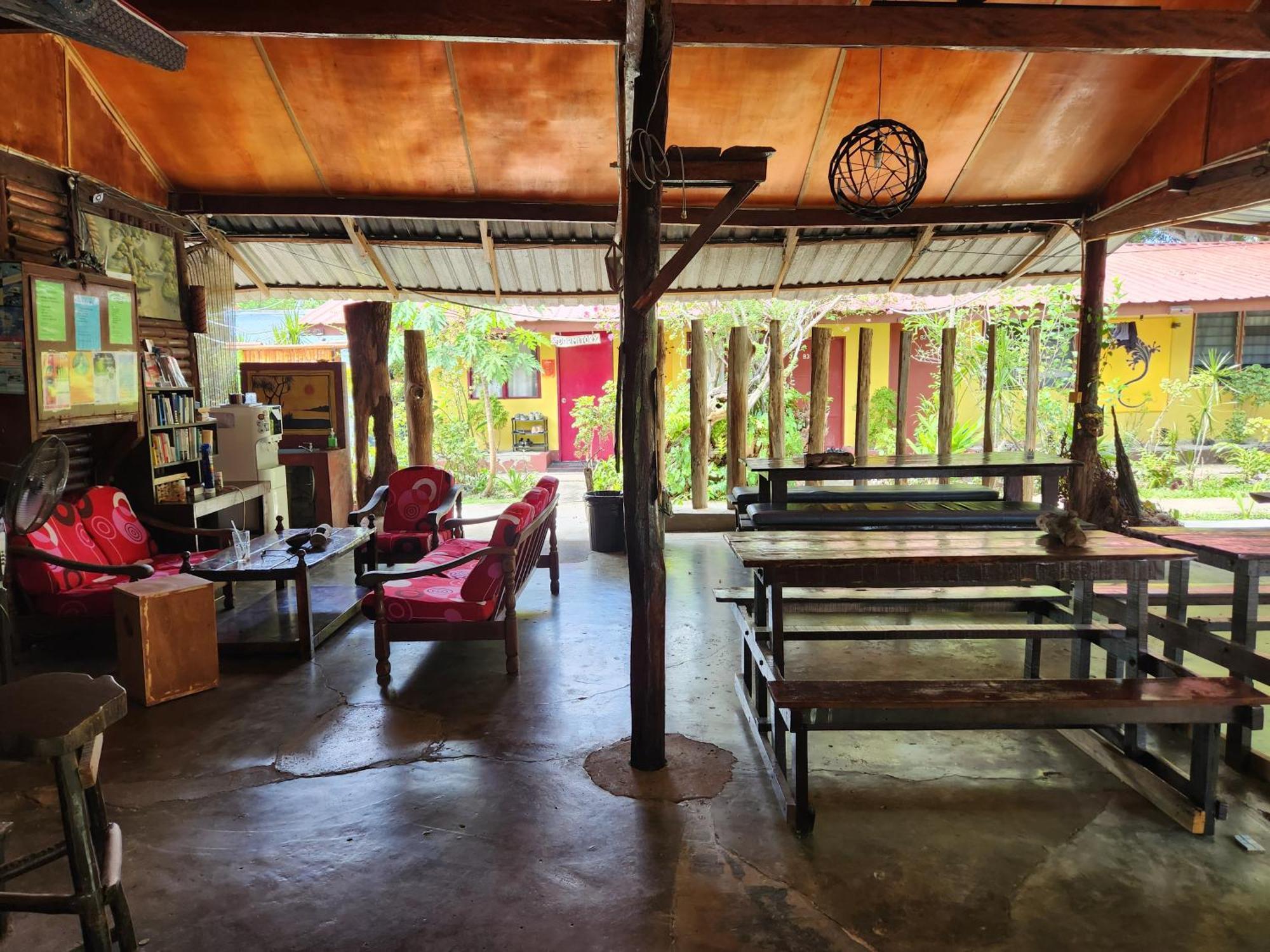 Gecko Guesthouse 판타이체낭 외부 사진
